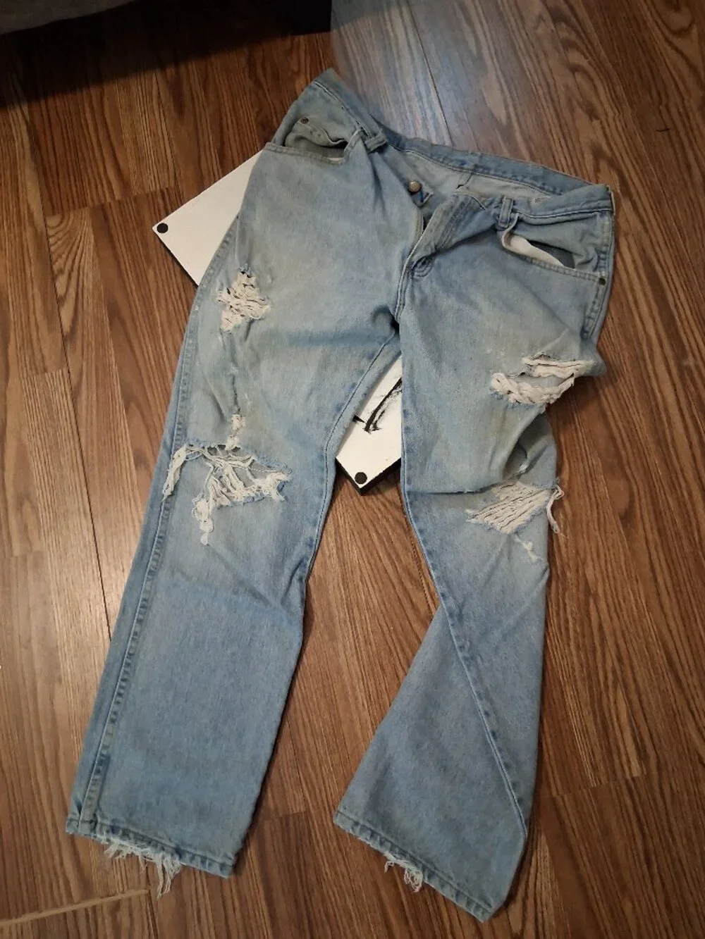 Men's Wrangler Jeans 34x30 Reg Fit Straight Leg Light Wash Thrashed Grungecore